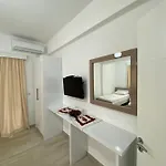 Apartment Andrea Sarandë