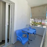 Andrea Apartment *