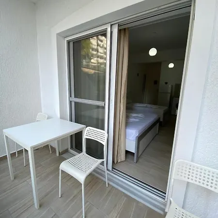 Andrea Sarandë