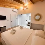 Andrea * Sarandë